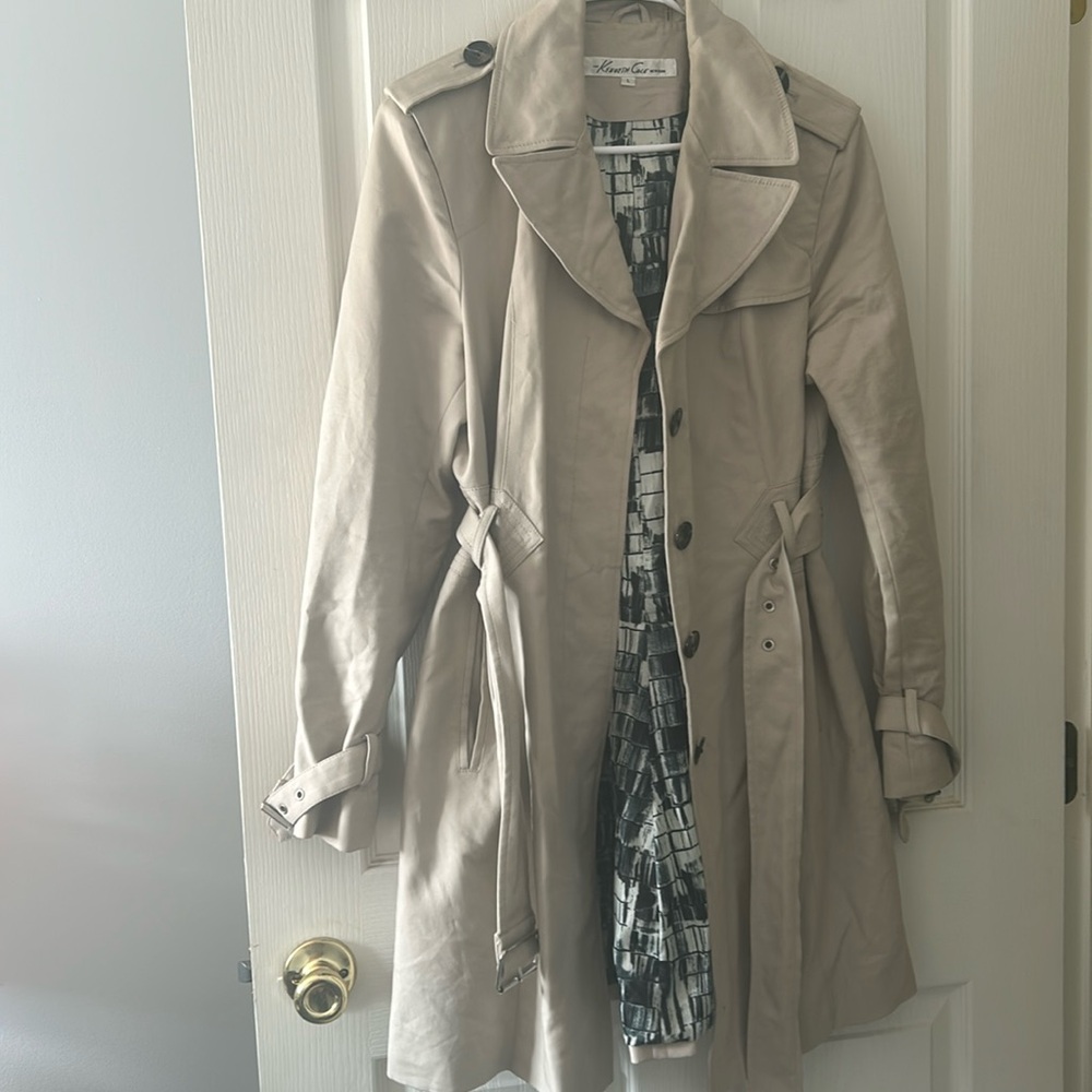 Kenneth Cole New York belted 3/4 trench coat size L